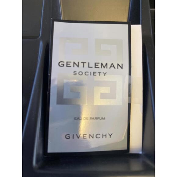 SAMPLE: Givenchy Gentleman Society Eau de Parfum .03oz / 1ml - Picture 1 of 2